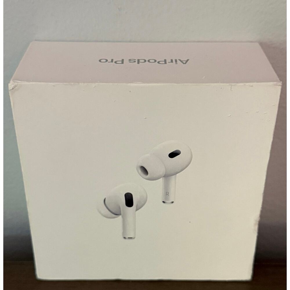 Apple AirPods PRO 2nd Gen MTJV3LL/A USB‑C MagSafe Case New Unopened GENUINE - Picture 16 of 16